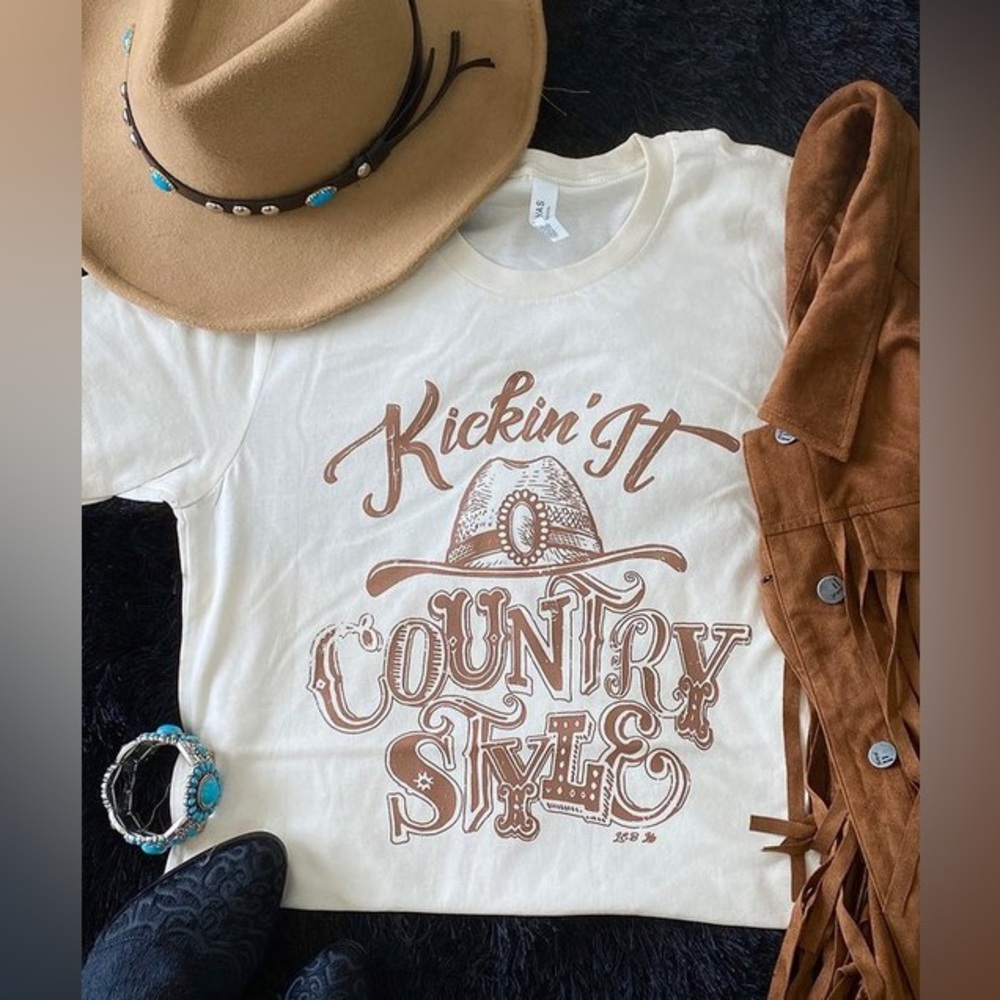 L&B Life Country western graphic tee Size XL